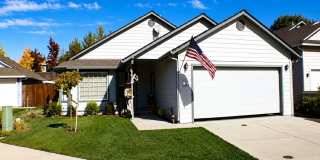 Beautiful Home Close to Canyon Trails & Downtown Auburn Gallery 1