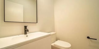 1117 24th Street NW Gallery 8