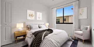 ID Oakland Park Gallery 21