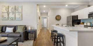Pointe Grand Apartment Homes Gallery 23