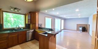 $3,400- 5 Bed / 3 Bath Beautiful Home in Upper South Hill Gallery 13