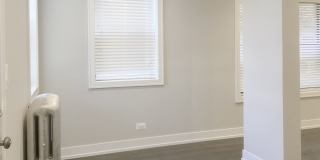 4951-53 N Oakley / 2251-57 W Argyle Gallery 31