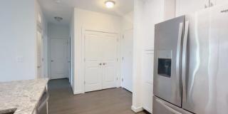 Luxurious Fairfax City 2 bed Condo Luxurious Fairfax City 2 bed Condo Gallery 26
