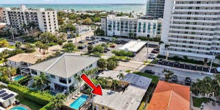 2207 NE 33rd Avenue Gallery 1