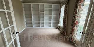 11451 Sutton Place Drive East Gallery 10