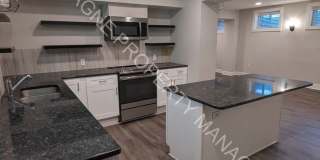 920 Ward Parkway Gallery 32