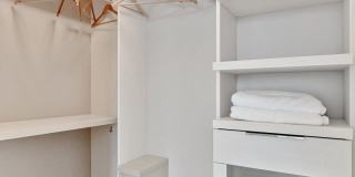 10203 Collins Avenue Gallery 27