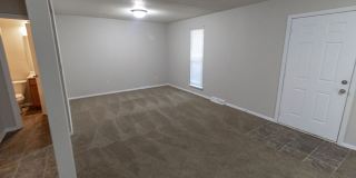 Stonegate Complex -- Fully Furnished and Utilities Included! Gallery 6