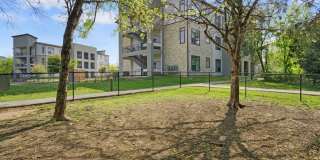 Radius on Grove Radius on Grove Gallery 44