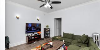 459 W Roslyn place 459 W Roslyn place Gallery 1