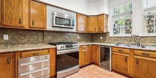 2410 GENTILLY Boulevard Gallery 6