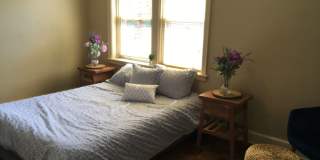 The Green Lodge Gallery 26