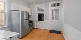 3915 N Seeley Gallery 8