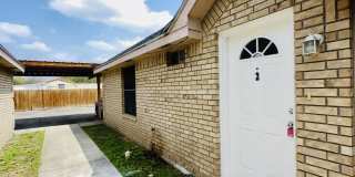 704 W Bahamas Gallery 3