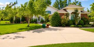 13600 Lakeshore Dr Gallery 1
