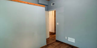 Charming NE Cottage! Gallery 21