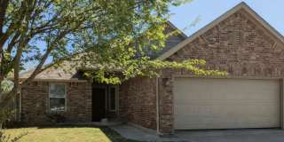 Comfort, Space & Flexibility – 3 Bed Home in Moore School District Gallery 1