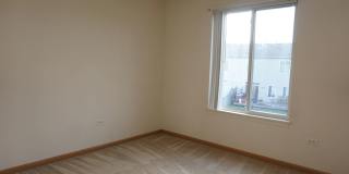 Beautiful and cozy 3 bedroom home with 2.1 bath Gallery 21