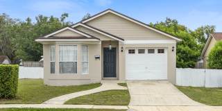 Winter Park 3 bedroom steps to shopping, dining. Gallery 1