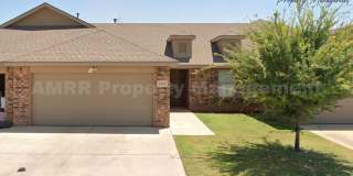 Spacious & Modern 2-Bedroom Townhome Gallery 1