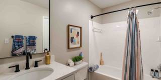 Woodside Apartments Gallery 9