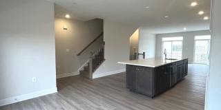 22782 HANSON OVERLOOK Terrace Gallery 7