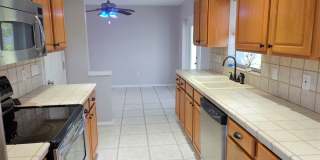 Cute Annual Single Family Home – Near Shamrock Park and South Venice Ferry and Boat launch! Gallery 15