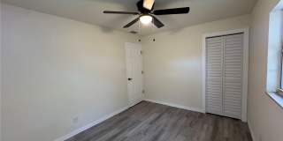 7224 VALIANT Court Gallery 16