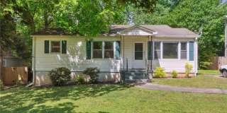 1682 Bridgeport Drive NE 1682 Bridgeport Drive NE Gallery 1