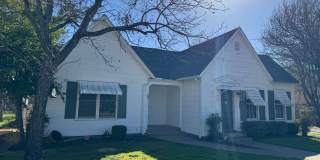 1/1 Historic CHARM  + Wood Floors + Across from City Park and Pool Gallery 1