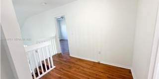 1145 W Lake St Gallery 24