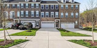 10878 FOXTROT Circle Gallery 6
