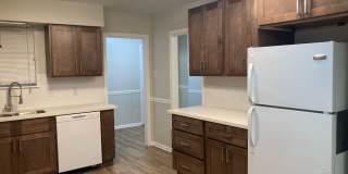 Single Family 3 bed 2 bath Home for Rent Gallery 4
