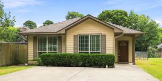 3-Bedroom, 2 Bath Single Family for Rent in Willis,TX | Lake Life & Modern Kitchen Gallery 1