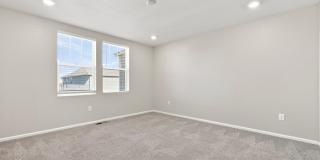6073 North Orleans Street Gallery 12