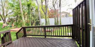 Large townhome with garage for rent in Taylor Springs! Gallery 13