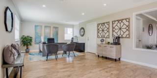 The Carlyle Gallery 6