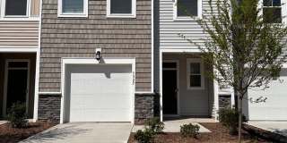 3bd/2.5ba Townhome for rent @ Triple Crown in Durham Gallery 1