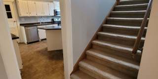 Beautiful 4 bedroom 2.5 house Gallery 7