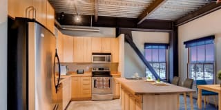 Albers Mill Lofts Gallery 12