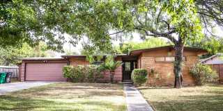 Charming 3-bedroom, 2-bath tucked away in highly desirable Northwood Charming 3-bedroom, 2-bath tucked away in highly desirable Northwood Gallery 1