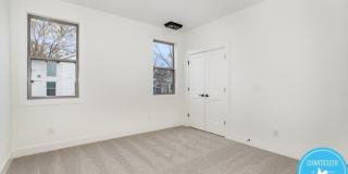 2300 Broad Street Gallery 17