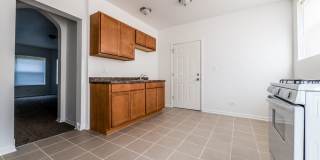 7846 S Saginaw Ave Gallery 12