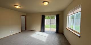 Spacious 5BD/3BTH Everett Home for Lease Near Boeing! Gallery 26