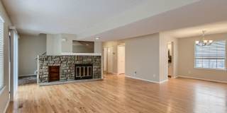 3 Bedroom 3 Bath in Littleton next to horseshoe park!! Gallery 7