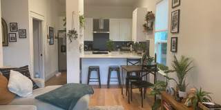 Beautiful 2 bedroom/2.5 bath in the heart of East Austin Gallery 7