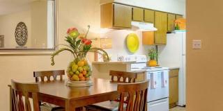 Del Lago Apartments Gallery 6