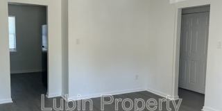 1711 Pendleton St Gallery 3