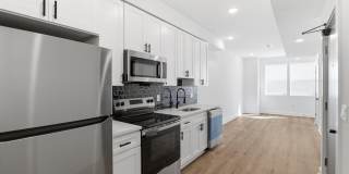 2146 N FRANKLIN Street unit: 2 Gallery 1