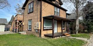 Bright & Updated Studio – One-Level Living with Landscaping Included! Gallery 1